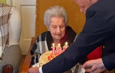 103 lata pogodnego uśmiechu &ndash; kolejny piękny jubileusz Pani Walerii z Opatowca. 5