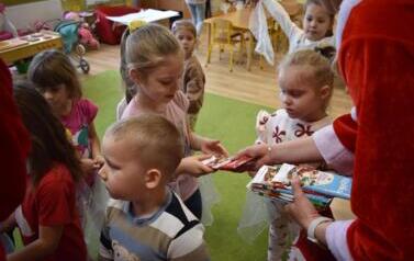 Magia Świąt w Opatowcu &ndash; wyjątkowe spotkanie ze Świętym Mikołajem 6