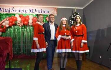Magia Świąt w Opatowcu &ndash; wyjątkowe spotkanie ze Świętym Mikołajem 30
