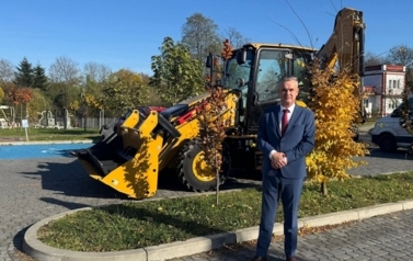 Nowa koparko-ładowarka Caterpillar CAT 428 dla Gminy Opatowiec 7