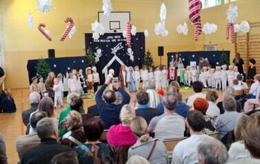 Dzień Babci i Dziadka w Zespole Szkolno-Przedszkolnym w Opatowcu 27