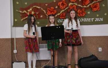 XVII Gminny Dzień Kobiet w Krzczonowie 24