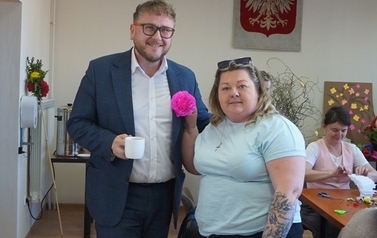 Międzypokoleniowe Warsztaty Wielkanocne w Instytucji Kultury w Opatowcu 26