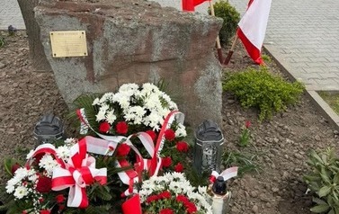 &bdquo;Pamięć, kt&oacute;rej nie zatrze czas&rdquo; &ndash; uroczystość z okazji Dnia Pamięci Ofiar Zbrodni Katyńskiej 2