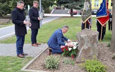 &bdquo;Pamięć, kt&oacute;rej nie zatrze czas&rdquo; &ndash; uroczystość z okazji Dnia Pamięci Ofiar Zbrodni Katyńskiej 11