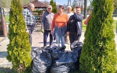 &bdquo;Sprzątanie świata&rdquo; w Gminie Opatowiec 7