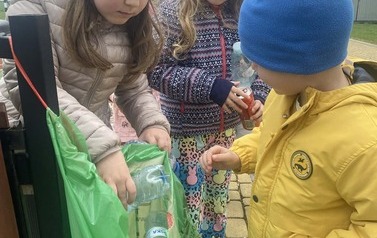&bdquo;Sprzątanie świata&rdquo; w Gminie Opatowiec 8