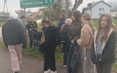 &bdquo;Sprzątanie świata&rdquo; w Gminie Opatowiec 56