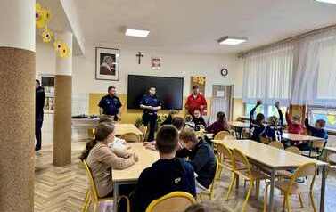Sukces uczni&oacute;w w Powiatowym Finale Turnieju &bdquo;Bezpieczeństwo w Ruchu Drogowym&rdquo; w Kazimierzy Wielkiej 9