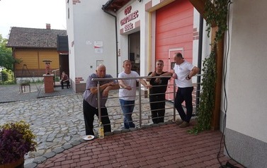 Wianki nad Wisłą w Opatowcu &ndash; tradycja, integracja i edukacja międzypokoleniowa 28