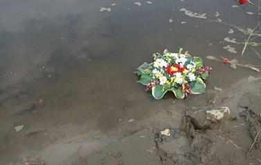 Wianki nad Wisłą w Opatowcu &ndash; tradycja, integracja i edukacja międzypokoleniowa 48