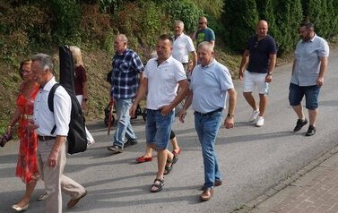 Wianki nad Wisłą w Opatowcu &ndash; tradycja, integracja i edukacja międzypokoleniowa 68