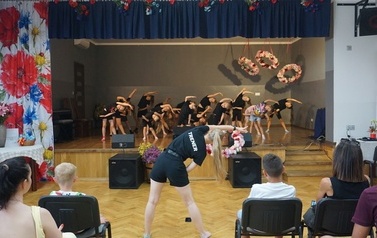 Podsumowanie sezonu artystycznego Skakanka.Dance w Instytucji Kultury w Opatowcu 19