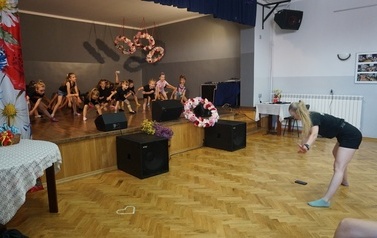 Podsumowanie sezonu artystycznego Skakanka.Dance w Instytucji Kultury w Opatowcu 21