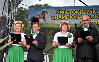 XXVI Świętokrzyski Młodzieżowy Championat Koni Małopolskich w Opatowcu - święto hodowc&oacute;w, tradycji i dobrej zabawy - aparat 2 57
