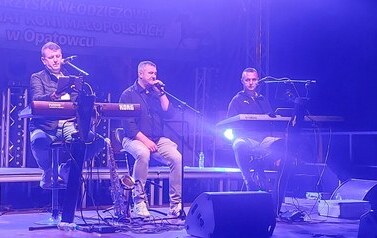 XXVI Świętokrzyski Młodzieżowy Championat Koni Małopolskich w Opatowcu - święto hodowc&oacute;w, tradycji i dobrej zabawy - aparat 3 3