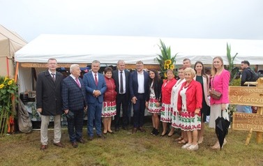 XXVI Świętokrzyski Młodzieżowy Championat Koni Małopolskich w Opatowcu - święto hodowc&oacute;w, tradycji i dobrej zabawy - aparat 3 36