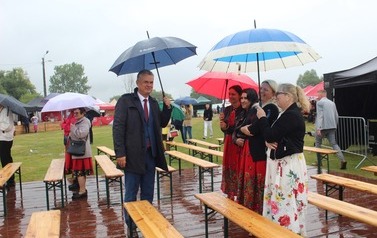 XXVI Świętokrzyski Młodzieżowy Championat Koni Małopolskich w Opatowcu - święto hodowc&oacute;w, tradycji i dobrej zabawy - aparat 3 84