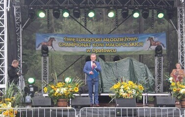XXVI Świętokrzyski Młodzieżowy Championat Koni Małopolskich w Opatowcu - święto hodowc&oacute;w, tradycji i dobrej zabawy - aparat 3 97