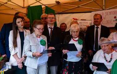 XXVI Świętokrzyski Młodzieżowy Championat Koni Małopolskich w Opatowcu - święto hodowc&oacute;w, tradycji i dobrej zabawy - aparat 1 111