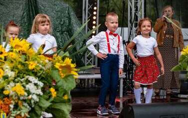 XXVI Świętokrzyski Młodzieżowy Championat Koni Małopolskich w Opatowcu - święto hodowc&oacute;w, tradycji i dobrej zabawy - aparat 1 120