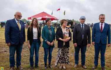 XXVI Świętokrzyski Młodzieżowy Championat Koni Małopolskich w Opatowcu - święto hodowc&oacute;w, tradycji i dobrej zabawy - aparat 1 138