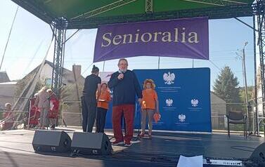 Seniorzy z Gminy Opatowiec na Senioraliach w Chęcinach 10