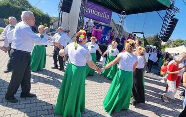 Seniorzy z Gminy Opatowiec na Senioraliach w Chęcinach 35