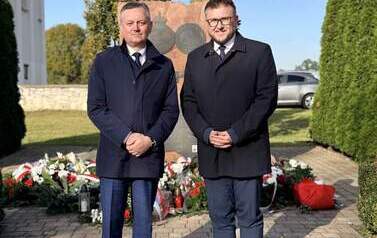 Uroczystości upamiętniające 82. rocznicę zestrzelenia alianckiego samolotu Liberator EW250 L 5
