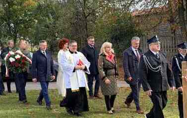 Uroczystości upamiętniające 82. rocznicę zestrzelenia alianckiego samolotu Liberator EW250 L 102