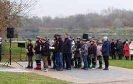 Obchody 106. Rocznicy Odzyskania Niepodległości przez Polskę w Zespole Szkolno-Przedszkolnym w Opatowcu 25