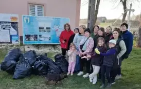 Sprzątanie świata w Gminie Opatowiec 2025 47