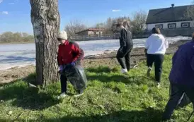 Sprzątanie świata w Gminie Opatowiec 2025 157