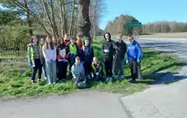 Sprzątanie świata w Gminie Opatowiec 2025 184