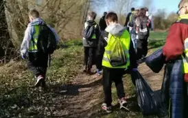 Sprzątanie świata w Gminie Opatowiec 2025 214