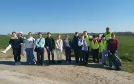 Sprzątanie świata w Gminie Opatowiec 2025 225