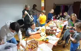 Międzypokoleniowe Warsztaty Wielkanocne w Opatowcu 32