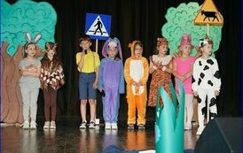 Powiatowy Przegląd Małych Form Teatralnych zorganizowany przez Komendę Wojew&oacute;dzką Policji w Kielcach 11