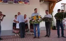 Wianki nad Wisłą w Opatowcu &ndash; barwna tradycja i święto jedności z naturą 94