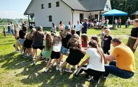 Gminny Dzień Dziecka w Leśnicz&oacute;wce &bdquo;Bażant&rdquo; 16