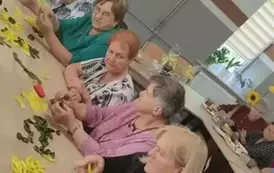 Wizyta senior&oacute;w ze Skalbmierza w Klubie Seniora w Kocinie 23