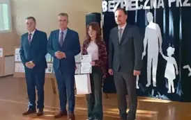 Uroczyste spotkanie podsumowujące konkurs profilaktyczny pn. &bdquo;Rodzina wolna od przemocy &ndash; przyszłość bez uzależnień&rdquo;  oraz wręczenie medali &bdquo;Za Długoletnią Służbę&rdquo;.  2