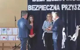 Uroczyste spotkanie podsumowujące konkurs profilaktyczny pn. &bdquo;Rodzina wolna od przemocy &ndash; przyszłość bez uzależnień&rdquo;  oraz wręczenie medali &bdquo;Za Długoletnią Służbę&rdquo;.  38