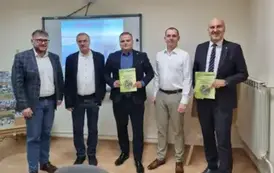 Spotkanie autorskie z tw&oacute;rcami publikacji &bdquo;Ewolucja Doliny Nidy w p&oacute;źnym glacjale i holocenie&rdquo; w Gminnej Bibliotece Publicznej w Opatowcu 5