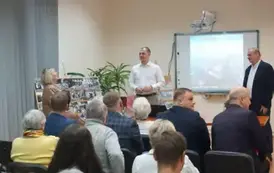 Spotkanie autorskie z tw&oacute;rcami publikacji &bdquo;Ewolucja Doliny Nidy w p&oacute;źnym glacjale i holocenie&rdquo; w Gminnej Bibliotece Publicznej w Opatowcu 9