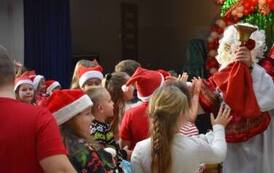 Magia Świąt w Opatowcu &ndash; wyjątkowe spotkanie ze Świętym Mikołajem 28