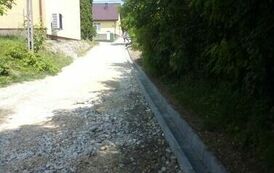Przebudowa drogi wewnętrznej w miejscowości Krzczon&oacute;w 03