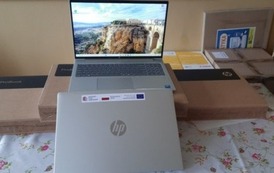 Nieodpłatne przekazanie sprzętu w ramach projektu KPO C15G dla uczni&oacute;w szk&oacute;ł prowadzonych przez Gminę Opatowiec 6