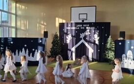 Jasełka Bożonarodzeniowe  w Zespole Szkolno-Przedszkolnym w Opatowcu  19