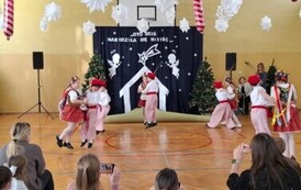 Dzień Babci i Dziadka w Zespole Szkolno-Przedszkolnym w Opatowcu 7